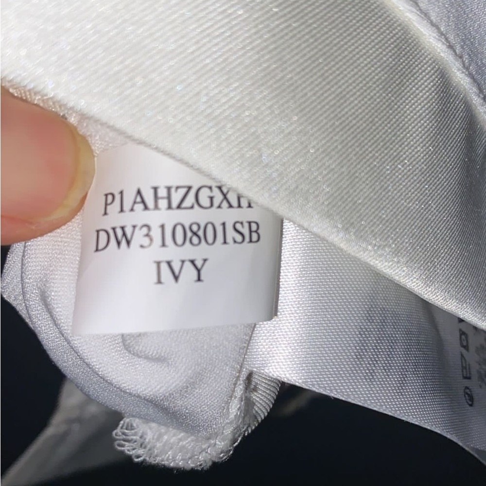 DKNY Donna Karan New York White Shirt - Picture 8 of 9